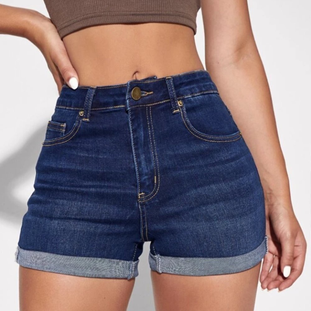 Shorts.  de mesclilla for women size XL color  azul marino...